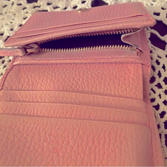 GUCCI GG MARMONT BIFOLD WALLET EUC PINK LEATHER - Picture 7 of 12